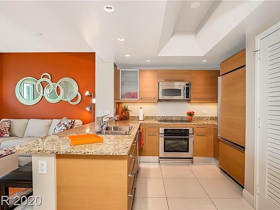 4th image of 222 Karen Ave Unit 1805