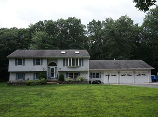 85 Russellville Rd, Southampton, MA 01073