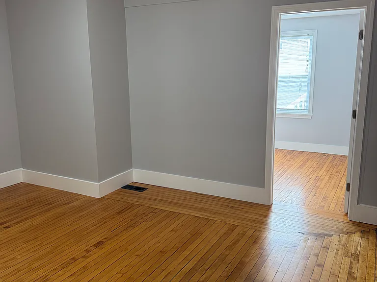 35 Northey St #A — Photo 12
