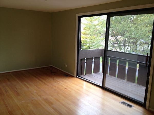 2nd image of 8 Stratford Ct