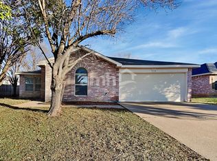 536 Bailey St, Saginaw, TX 76179
