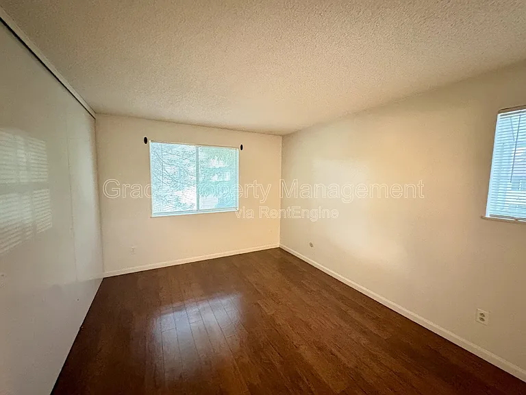 8555 Fairmount Dr #B205 — Photo 11