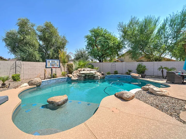 4221 S Danyell Dr — Photo 52