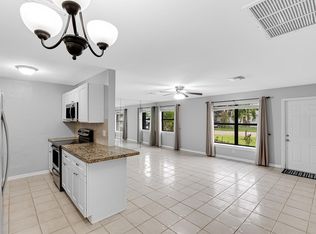 2105 Wellington Rd, West Palm Beach, FL 33409