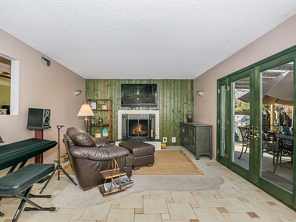 4th image of 20747 E Badillo St