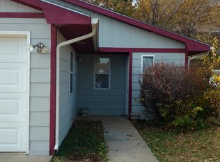 1415 Vine St, Wamego, KS 66547