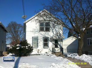 1312 Division St, Manitowoc, WI 54220