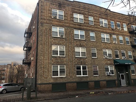 3rd image of 133 N Maple Ave #205-10