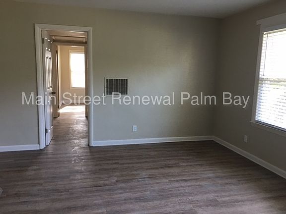 4th image of 6305 Autlan Dr