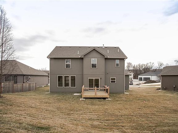 5th image of 1404 Red Oak Ct