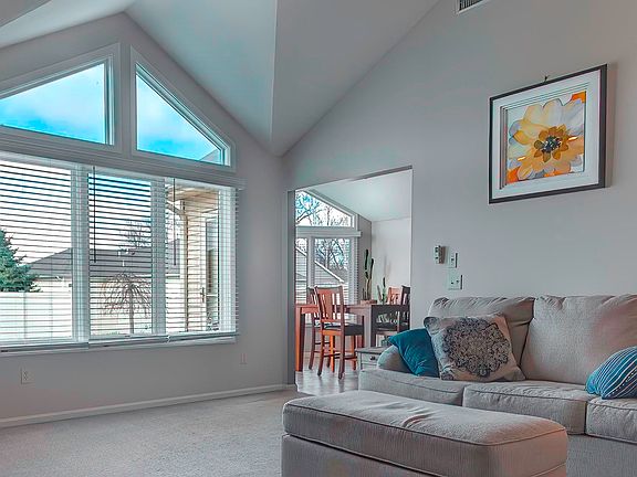 Soaring Ceilings