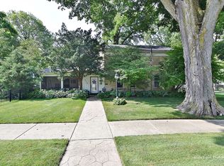 312 Spring St, Batavia, IL 60510