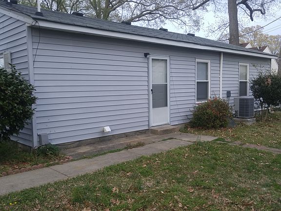 2nd image of 1341 Hullview Ave #B