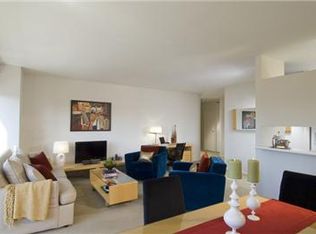 301 E 94th St #3B, New York, NY 10128