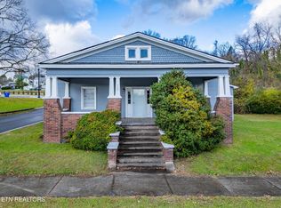 400 N Main St, Clinton, TN 37716