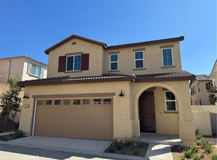 16056 Esparza Ln, Fontana, CA 92336