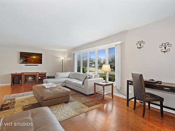 4th image of 8185 Dartmouth Ln