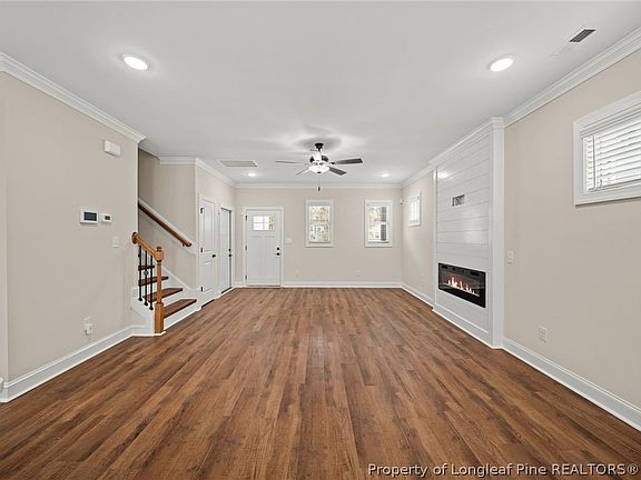 4th image of 1406 Hilltop Ave