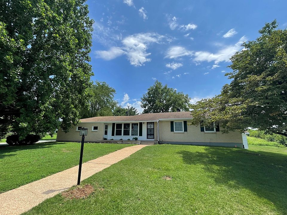 1st image of 212 Kingsbury Blvd