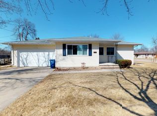 436 Roger St, Combined Locks, WI 54113