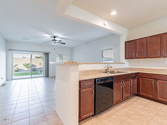5th image of 5424 W HERITAGE Way