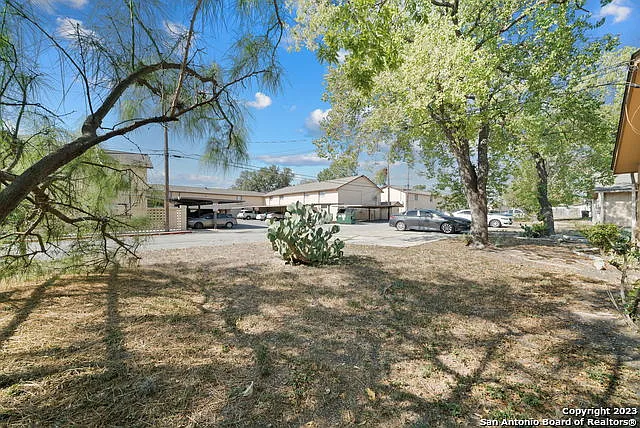 206 Bexar Dr — Photo 27