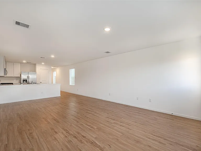21458 Carosella Dr — Photo 13