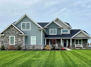 Newbury Ln, Whitehouse, OH