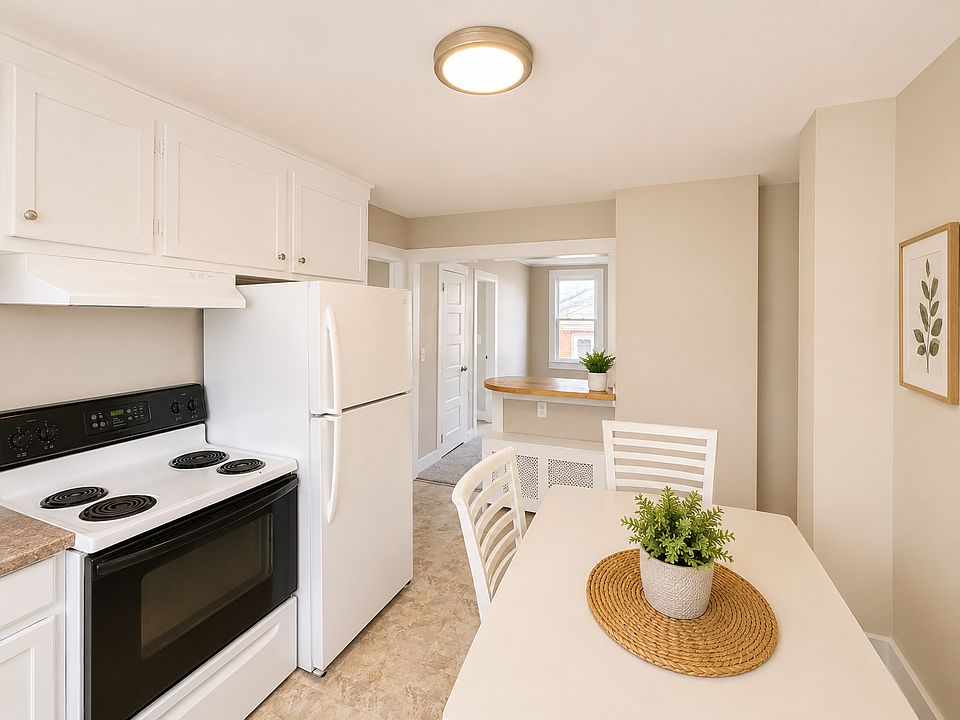 1st image of 371 Laurel Hill Ave #B