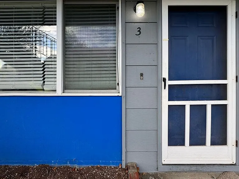 345 Moore St — Photo 23