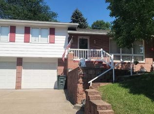 105 Somerset Ave, Council Bluffs, IA 51503