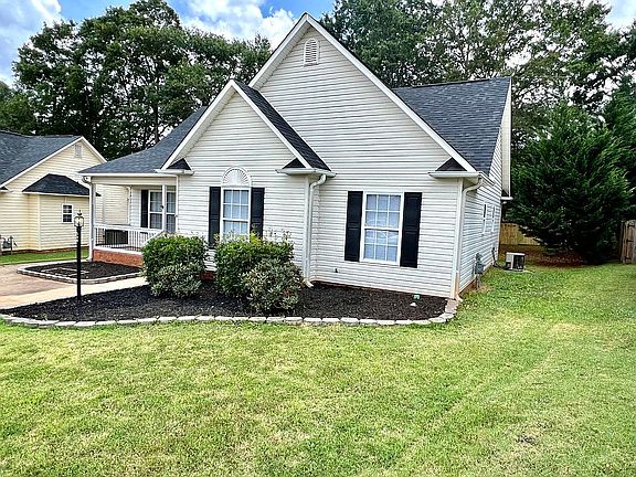 4th image of 546 Plantation Creek Dr
