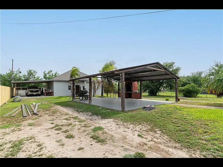 6911 Buena Vista Dr — Photo 13