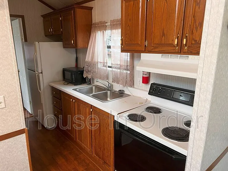 127 Crider Cir — Photo 10