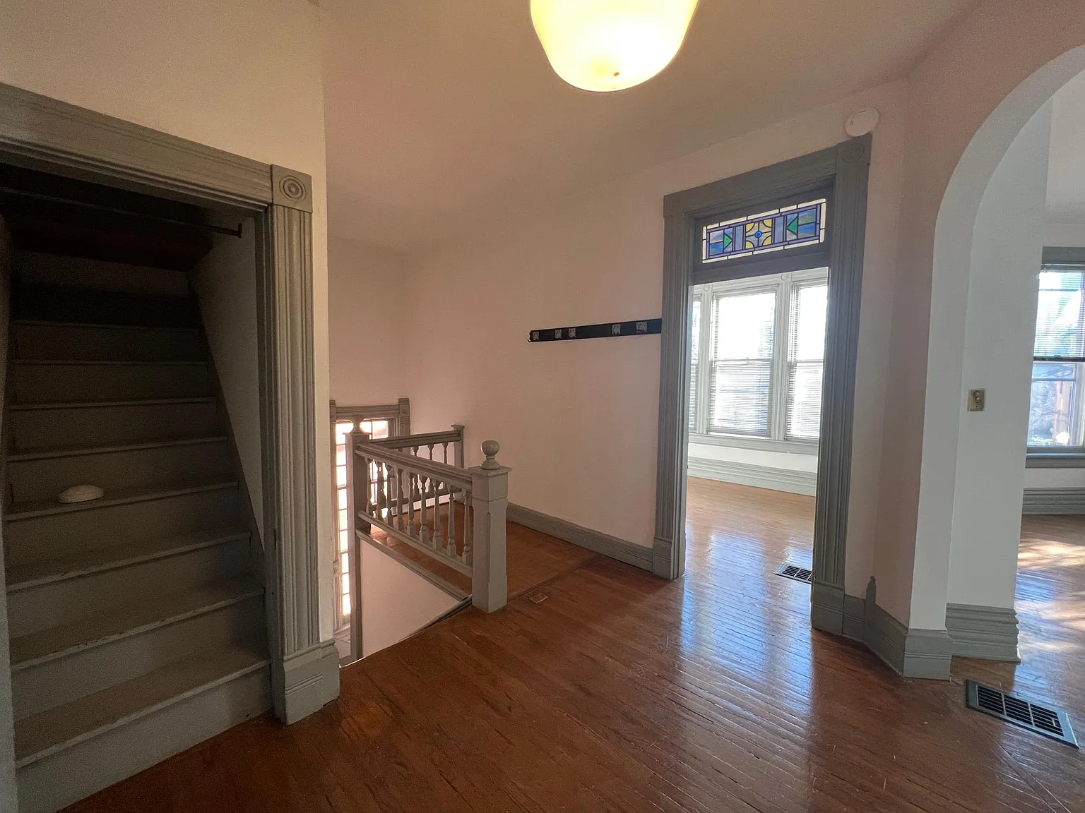 2 bed, $1,650 — Photo 2