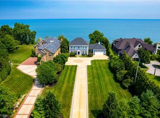 22286 Lake Rd, Rocky River, OH 44116