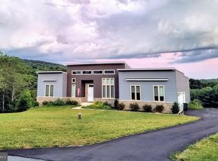 3360 Eclipse Dr, Jefferson, MD 21755