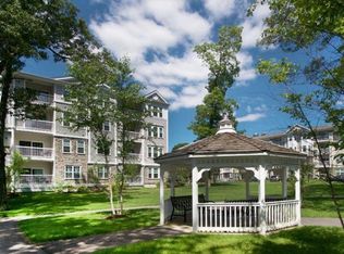 57 Augustus Ct UNIT 1004, Reading, MA 01867