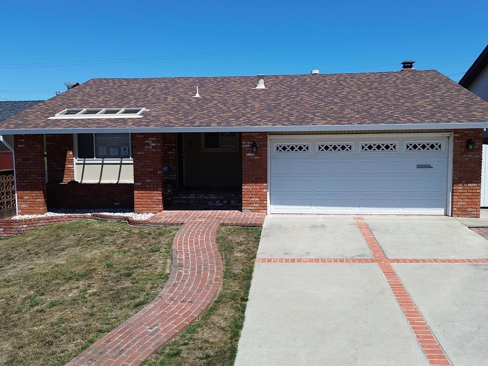 1st image of 2455 Shannon Dr