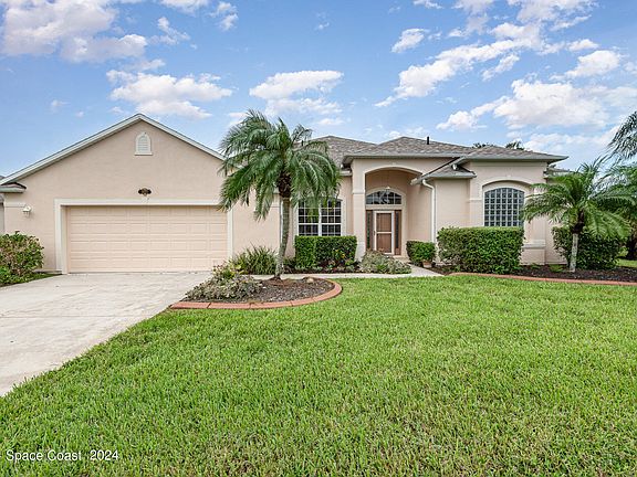 3rd image of 1427 Grand Isle Blvd