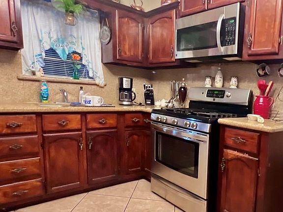 4th image of 225 San Marcos Dr
