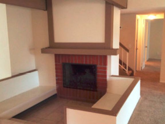 5th image of 2592 Rocklyn St