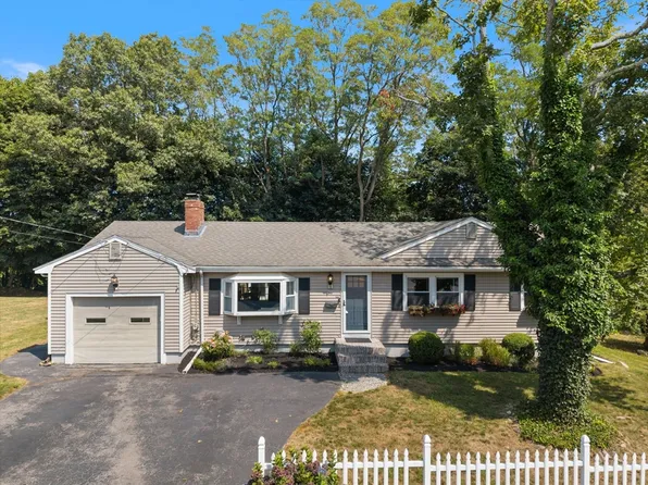 1 Blossom Ln, Marlborough, MA 01752