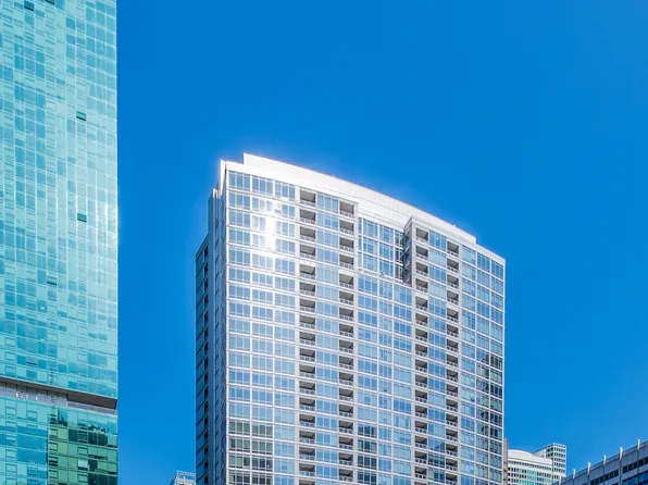 240 E Illinois St APT 604, Chicago, IL 60611