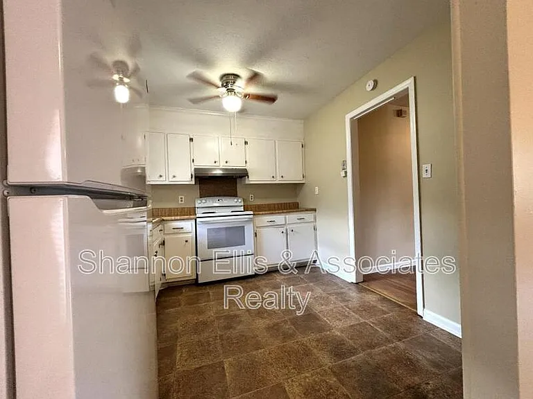 405 Elder Rd — Photo 26