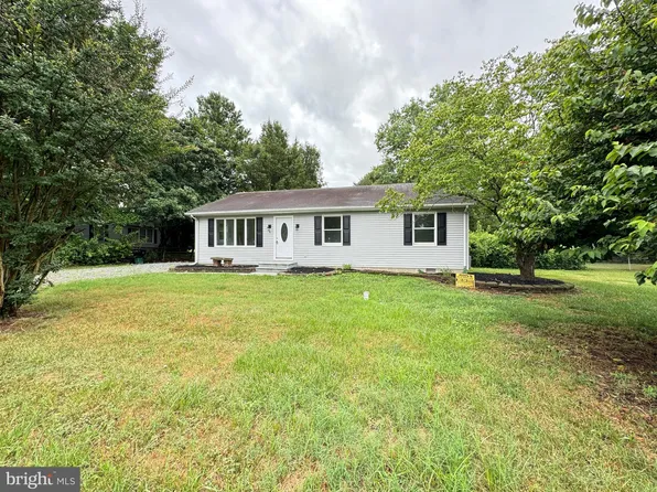 64 Barratts Chapel Rd, Felton, DE 19943