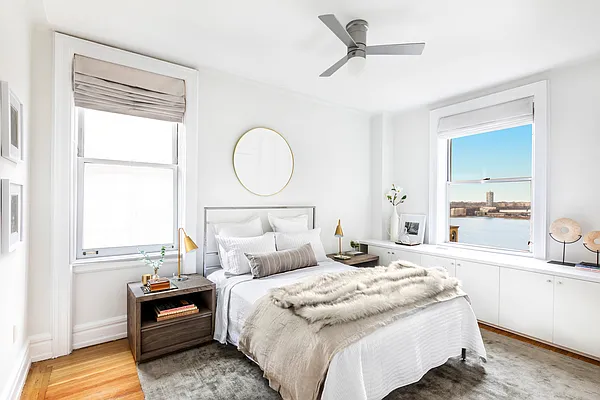 Sold by Compass | media 6