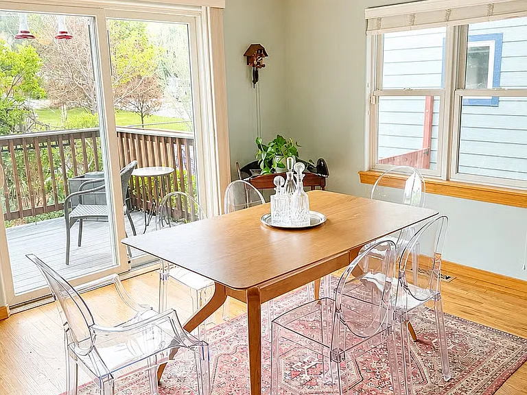 9 Sandstone Dr — Photo 3