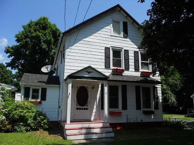 1st image of 9 Dubois St