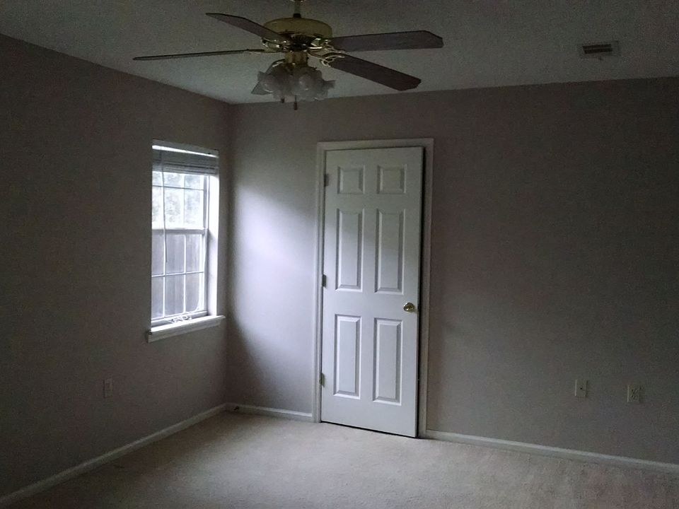 1st image of 3822 Pondside Cir